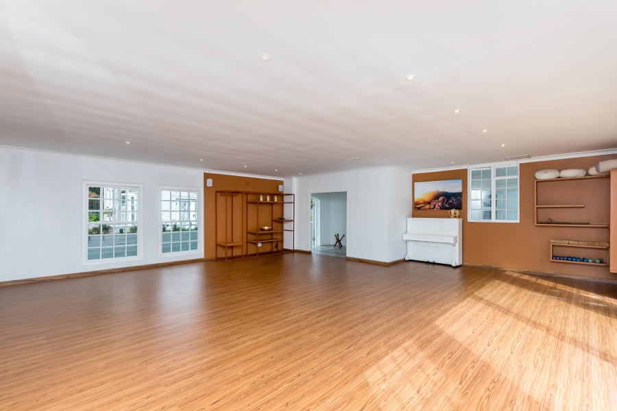 3 Bedroom Property for Sale in Beach Estate Western Cape